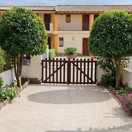 Sa Domu Tabarchina Villa Calasetta Exterior photo